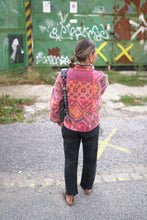 Načíst obrázek do prohlížeče Galerie, Bunda Kantha Short