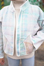 Načíst obrázek do prohlížeče Galerie, Bunda Kantha Short