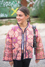 Načíst obrázek do prohlížeče Galerie, Bunda Kantha Short