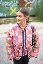 Načíst obrázek do prohlížeče Galerie, Bunda Kantha Short