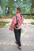 Načíst obrázek do prohlížeče Galerie, Bunda Kantha Short
