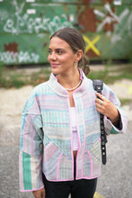 Načíst obrázek do prohlížeče Galerie, Bunda Kantha Short