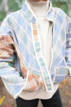 Lade das Bild in den Galerie-Viewer, Kurze Kantha-Jacke