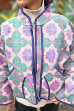 Lade das Bild in den Galerie-Viewer, Kurze Kantha-Jacke