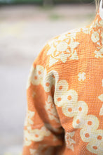 Lade das Bild in den Galerie-Viewer, Lange Kantha-Jacke