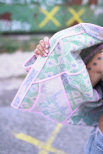 Načíst obrázek do prohlížeče Galerie, Bunda Kantha Short