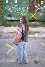 Načíst obrázek do prohlížeče Galerie, Bunda Kantha Short