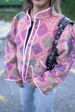Lade das Bild in den Galerie-Viewer, Kurze Kantha-Jacke