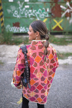 Lade das Bild in den Galerie-Viewer, Lange Kantha-Jacke