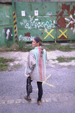 Načíst obrázek do prohlížeče Galerie, Bunda Kantha Long