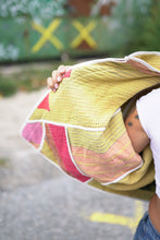 Lade das Bild in den Galerie-Viewer, Kurze Kantha-Jacke