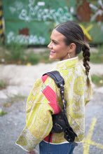 Lade das Bild in den Galerie-Viewer, Kurze Kantha-Jacke