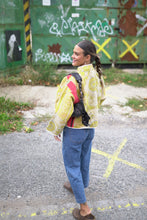 Lade das Bild in den Galerie-Viewer, Kurze Kantha-Jacke