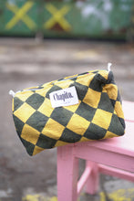 Lade das Bild in den Galerie-Viewer, Krishna-Tasche