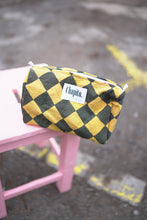 Lade das Bild in den Galerie-Viewer, Krishna-Tasche