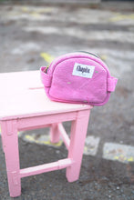 Lade das Bild in den Galerie-Viewer, Krishna-Tasche