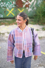Lade das Bild in den Galerie-Viewer, Kurze Kantha-Jacke