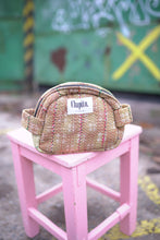 Lade das Bild in den Galerie-Viewer, Krishna-Tasche