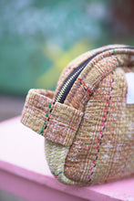 Lade das Bild in den Galerie-Viewer, Krishna-Tasche