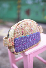 Lade das Bild in den Galerie-Viewer, Krishna-Tasche