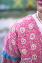 Lade das Bild in den Galerie-Viewer, Lange Kantha-Jacke