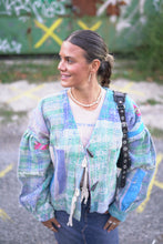 Lade das Bild in den Galerie-Viewer, Lange Kantha-Jacke