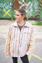Lade das Bild in den Galerie-Viewer, Lange Kantha-Jacke