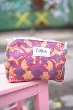 Lade das Bild in den Galerie-Viewer, Krishna-Tasche