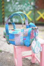 Lade das Bild in den Galerie-Viewer, Krishna-Tasche