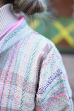 Load image into Gallery viewer, Kantha Short Jacket