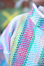 Lade das Bild in den Galerie-Viewer, Kurze Kantha-Jacke