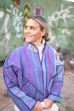 Lade das Bild in den Galerie-Viewer, Kurze Kantha-Jacke