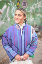 Lade das Bild in den Galerie-Viewer, Kurze Kantha-Jacke