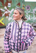 Načíst obrázek do prohlížeče Galerie, Bunda Kantha Short