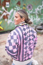 Načíst obrázek do prohlížeče Galerie, Bunda Kantha Short