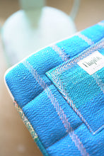 Načíst obrázek do prohlížeče Galerie, Kantha Laptop obal MacBook Air / Pro 13" - 14"