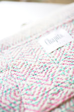 Načíst obrázek do prohlížeče Galerie, Kantha Laptop obal MacBook Air / Pro 13" - 14"