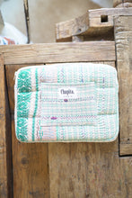 Načíst obrázek do prohlížeče Galerie, Kantha Laptop obal MacBook Air / Pro 13" - 14"