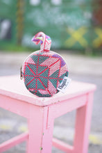 Načíst obrázek do prohlížeče Galerie, Peněženka kantha Poisa mini