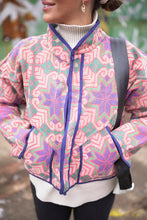 Lade das Bild in den Galerie-Viewer, Kurze Kantha-Jacke
