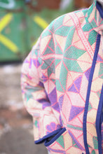 Načíst obrázek do prohlížeče Galerie, Bunda Kantha Short