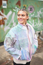 Načíst obrázek do prohlížeče Galerie, Bunda Kantha Short