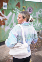 Načíst obrázek do prohlížeče Galerie, Bunda Kantha Short