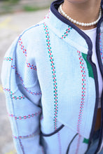Lade das Bild in den Galerie-Viewer, Kurze Kantha-Jacke