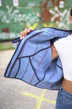 Lade das Bild in den Galerie-Viewer, Kurze Kantha-Jacke