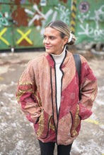 Načíst obrázek do prohlížeče Galerie, Bunda Kantha Long