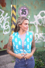 Lade das Bild in den Galerie-Viewer, Kantha Bae Weste