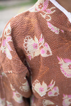 Lade das Bild in den Galerie-Viewer, Kurze Kantha-Jacke