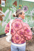 Načíst obrázek do prohlížeče Galerie, Bunda Kantha Short