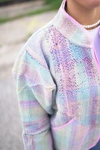Load image into Gallery viewer, Kantha Short Jacket